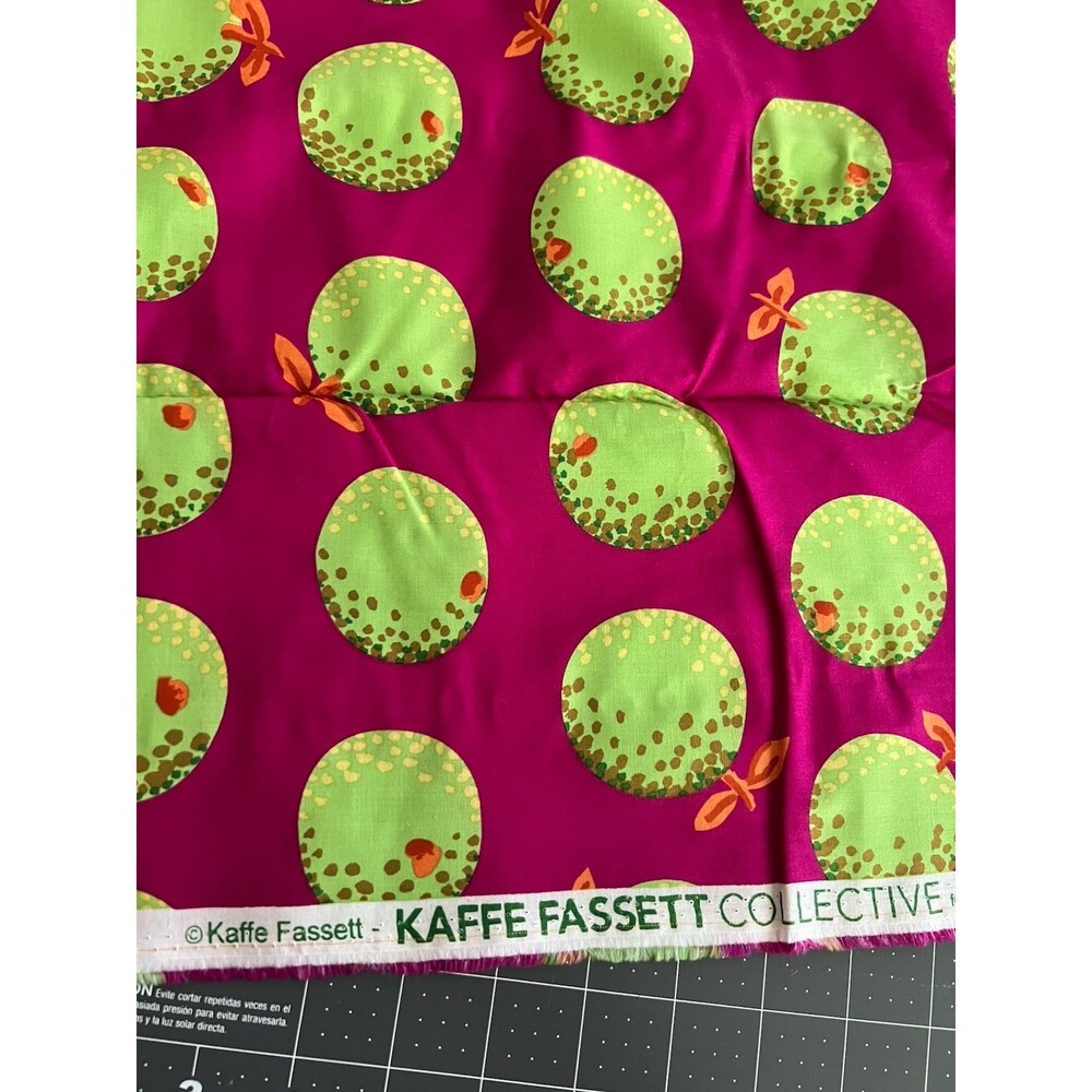 Kaffe Fassett for FreeSpirit - Oranges PWGP 177 Lime - Two 1 Yd Cuts, 2 Yd Total - Picture 2 of 7